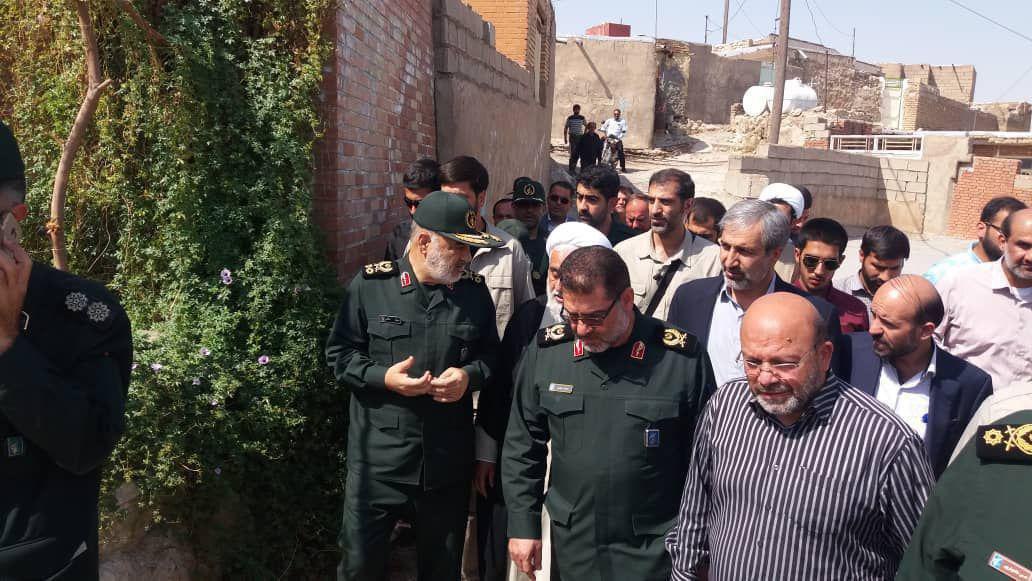 بازدید فرمانده کل سپاه از مناطق زلزله زده مسجد سلیمان
